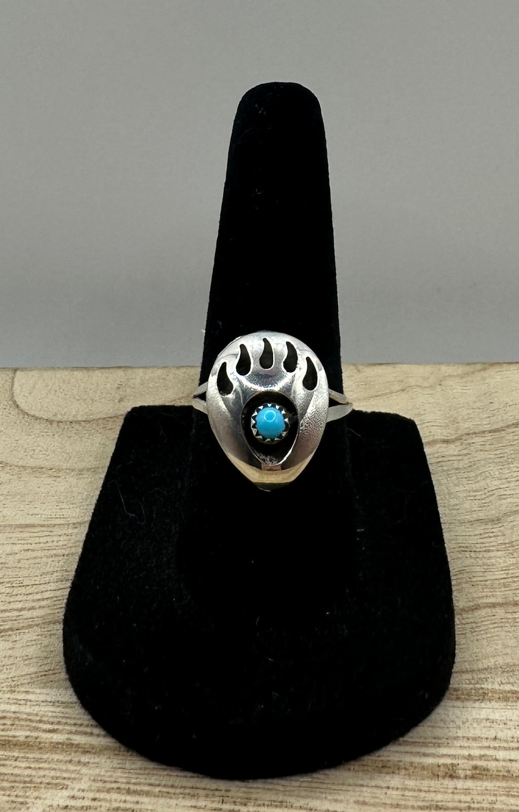 Bear Claw Shadow Box Ring Size 6.75
