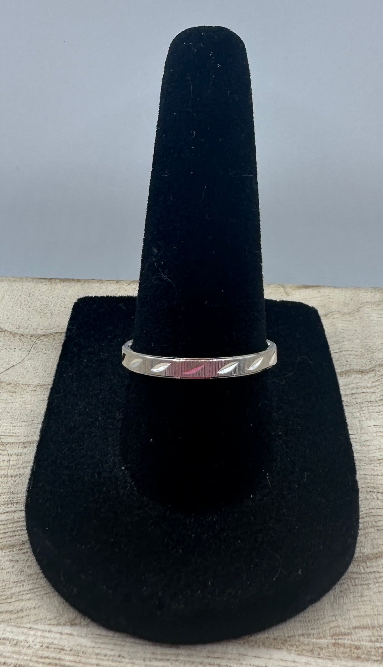 Silver Band Size 8